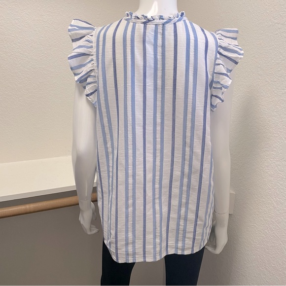 🆕 LOFT Striped Pintucked Flutter Sleeve Top | blue & white | Sz L - Picture 3 of 8